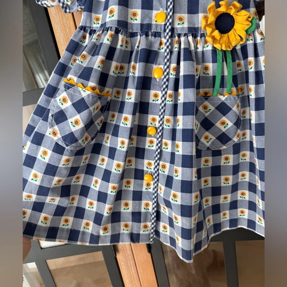 Vintage 90s Sunflowers dress toddler girl gingham applique 3D puff sleeve collar